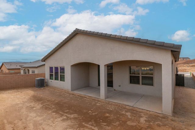 1616 Valle De Colores Street NW, Los Lunas, NM 87031