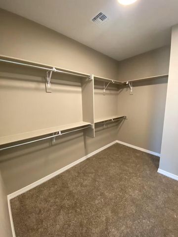 1616 Valle De Colores Street NW, Los Lunas, NM 87031