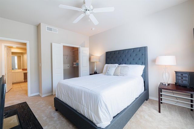 2400 Mccue Road 360, Houston, TX 77056
