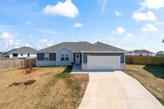 1522 South Bull Court, Republic, MO 65738