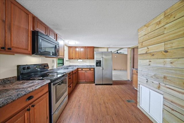 5028 E HIGHWAY 316, Citra, FL 32113