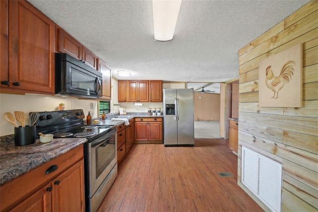 5028 E HIGHWAY 316, Citra, FL 32113