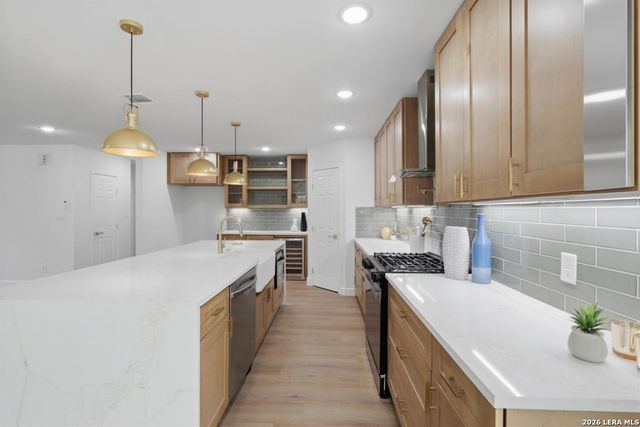 106 IRVINGTON DR, San Antonio, TX 78209