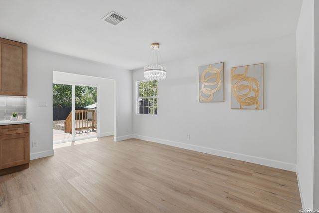 106 IRVINGTON DR, San Antonio, TX 78209