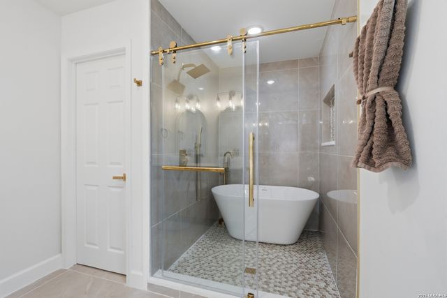 106 IRVINGTON DR, San Antonio, TX 78209