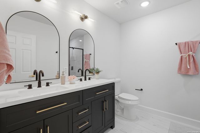 106 IRVINGTON DR, San Antonio, TX 78209