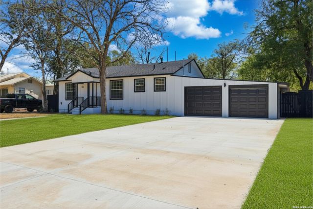 106 IRVINGTON DR, San Antonio, TX 78209