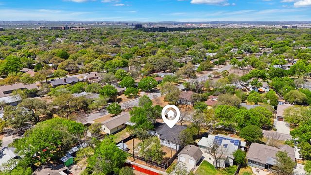 106 IRVINGTON DR, San Antonio, TX 78209