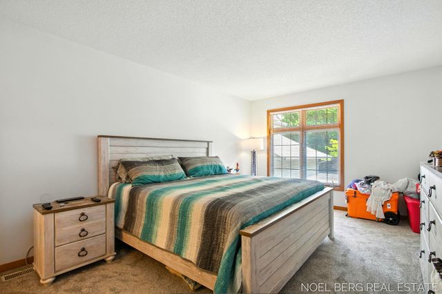 529 Tournament Circle, Muskegon, MI 49444