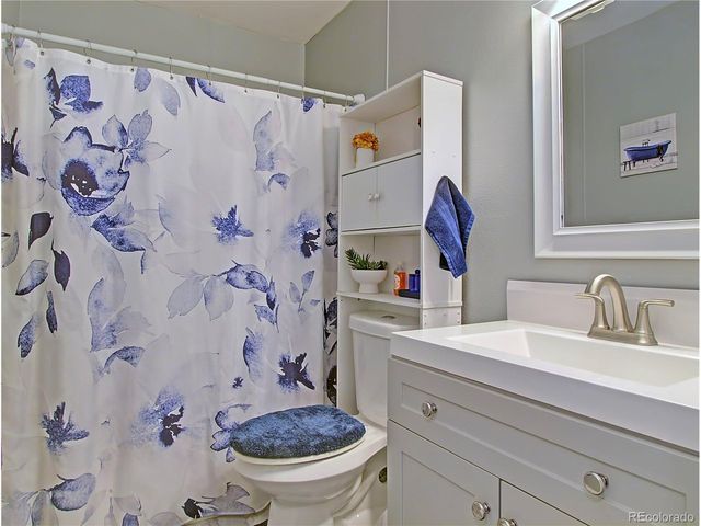 6035 Del Paz Dr, Colorado Springs, CO 80918