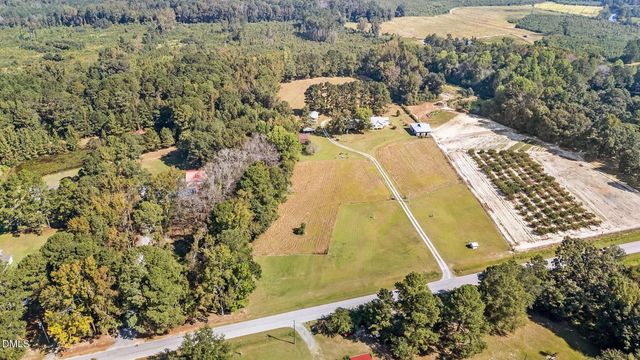 1208 Peach Orchard Road, Four Oaks, NC 27524