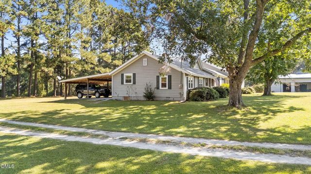 1208 Peach Orchard Road, Four Oaks, NC 27524