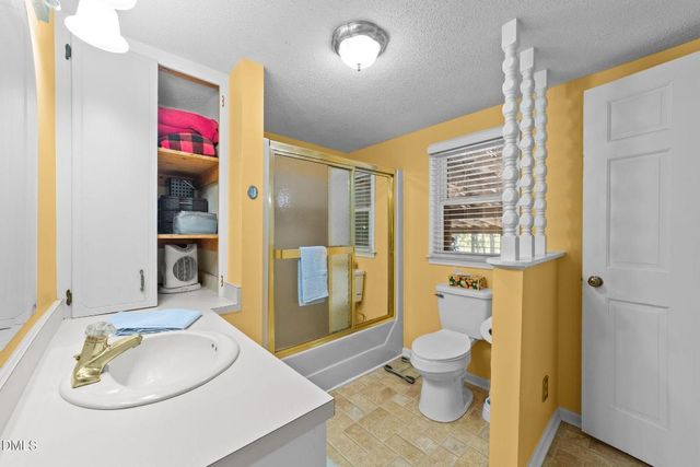 1208 Peach Orchard Road, Four Oaks, NC 27524