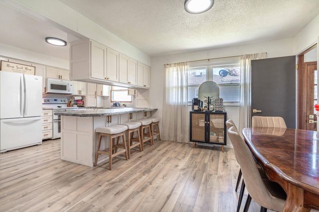 1034 Randolph Avenue, Fergus Falls, MN 56537