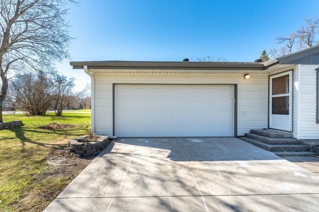 1034 Randolph Avenue, Fergus Falls, MN 56537