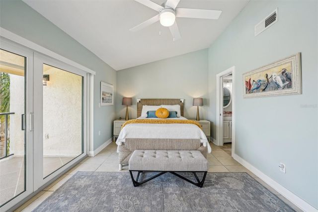 7520 SUNSHINE SKYWAY LANE S T18, St Petersburg, FL 33711