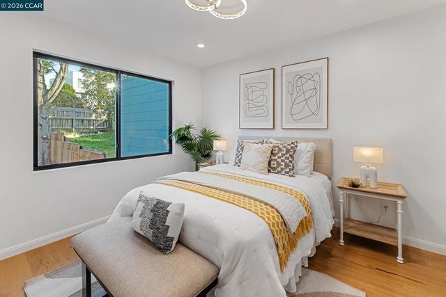 2114 2114 40Th Ave, San Francisco, CA 94116