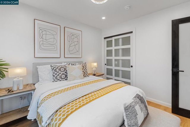 2114 2114 40Th Ave, San Francisco, CA 94116