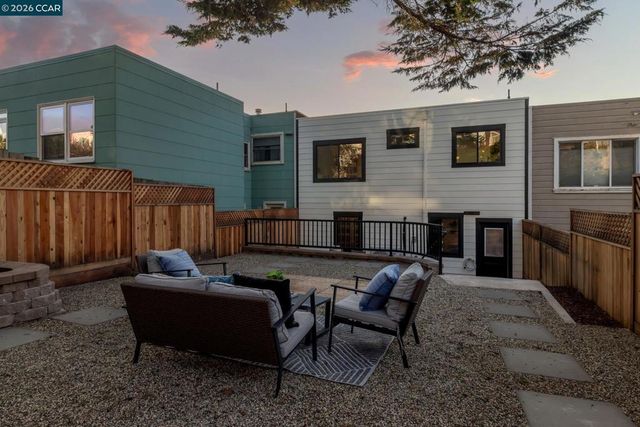 2114 2114 40Th Ave, San Francisco, CA 94116