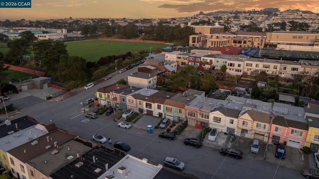 2114 2114 40Th Ave, San Francisco, CA 94116