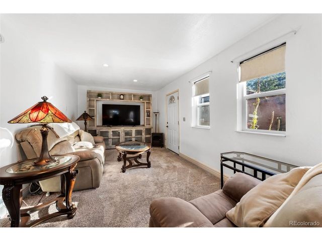109 Garnet Way, Florissant, CO 80816