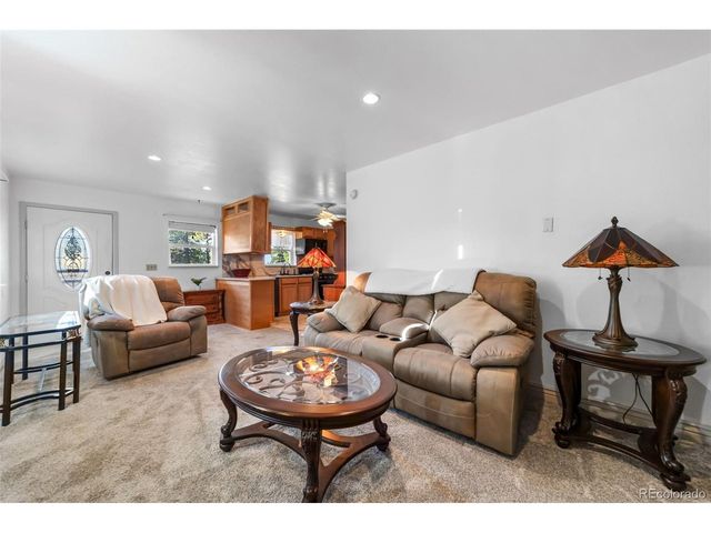 109 Garnet Way, Florissant, CO 80816