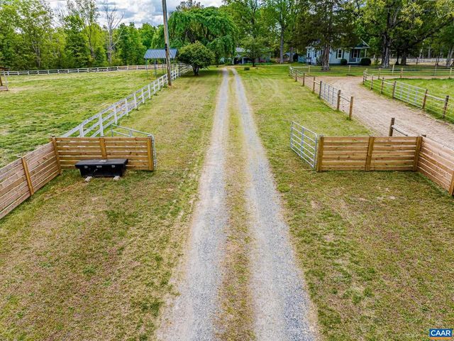 12500 SHANNON HILL RD, Louisa, VA 23093
