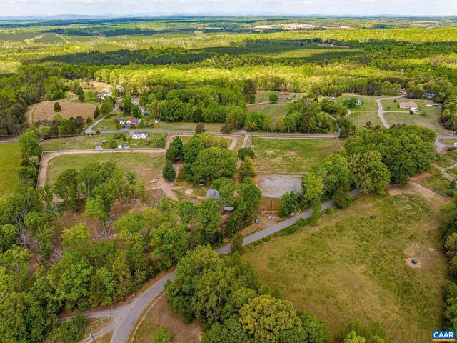 12500 SHANNON HILL RD, Louisa, VA 23093