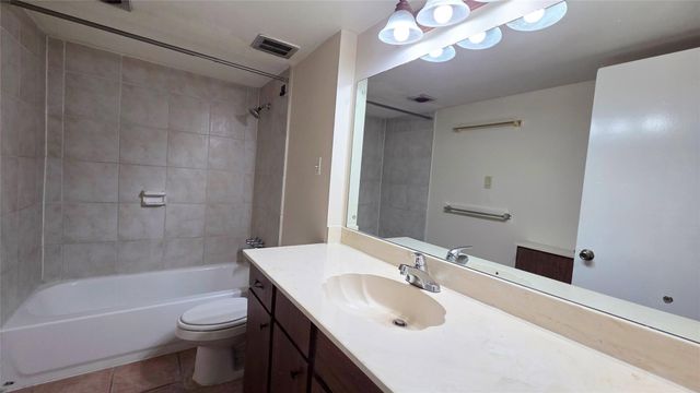 800 Post Oak Boulevard 82, Houston, TX 77056