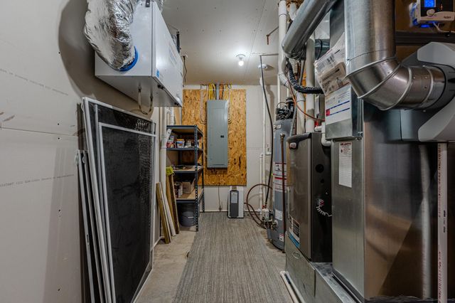 5594 43rd Street S, Fargo, ND 58104