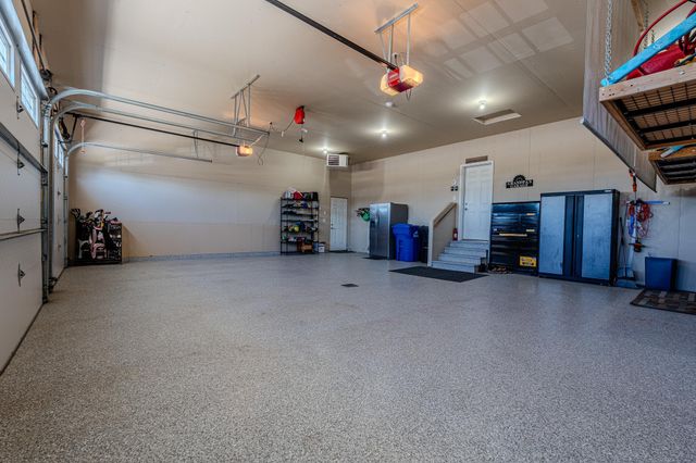 5594 43rd Street S, Fargo, ND 58104