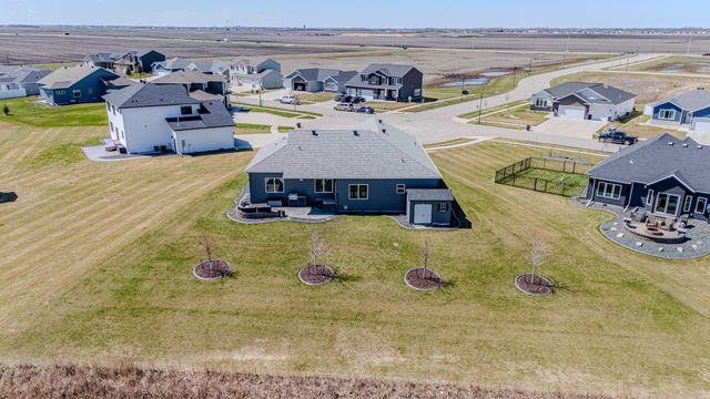 5594 43rd Street S, Fargo, ND 58104