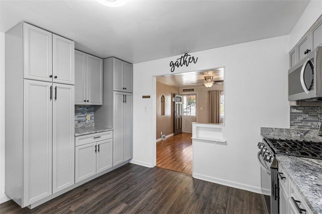 3909 Inland Avenue, West Mifflin, PA 15122