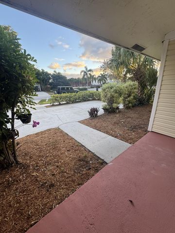 12375 Peconic Ct 12377, Wellington, FL 33414