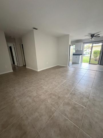 12375 Peconic Ct 12377, Wellington, FL 33414