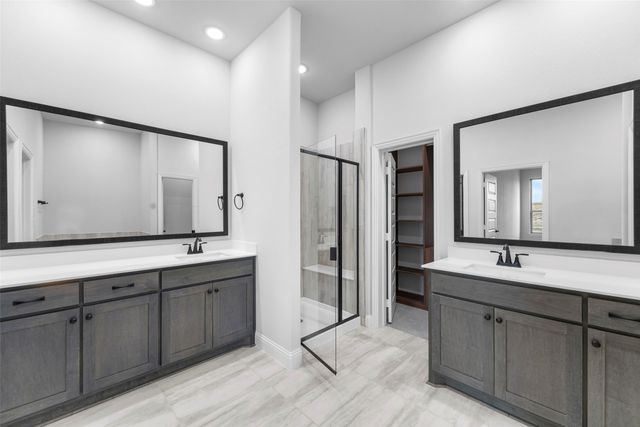 136 Lila Lake Drive, Waxahachie, TX 75165