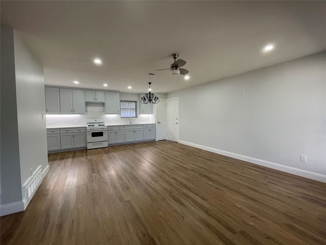 1603 Bending Oaks Trail, Dallas, TX 75217
