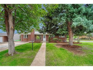 408 Scranton St, Aurora, CO 80011