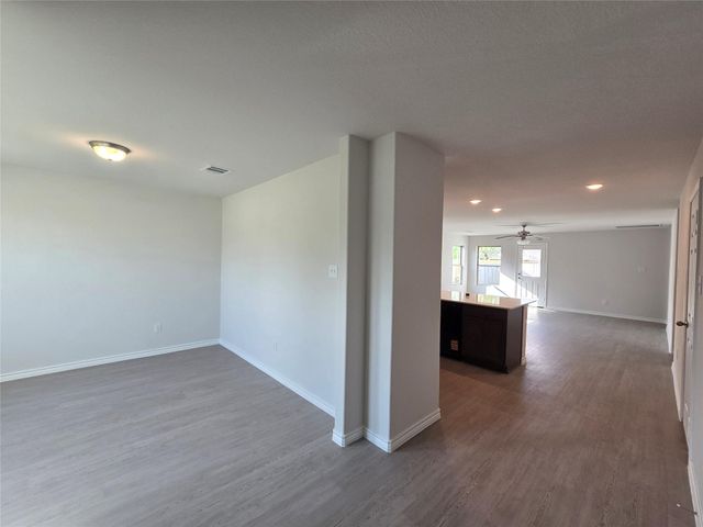 1102 Riggs Street, Baytown, TX 77520