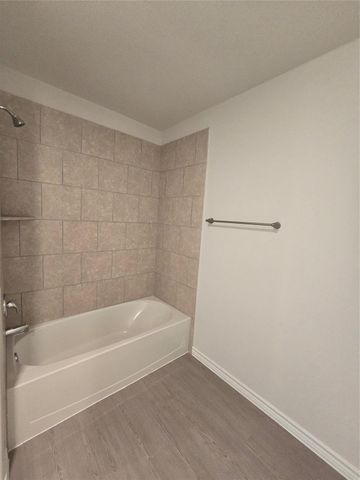 1102 Riggs Street, Baytown, TX 77520