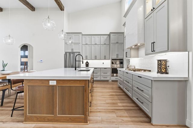 255 Peninsula Drive, Livingston, TX 77351