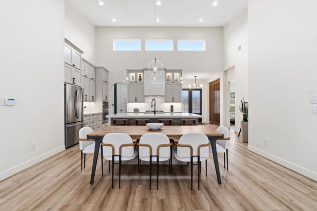 255 Peninsula Drive, Livingston, TX 77351