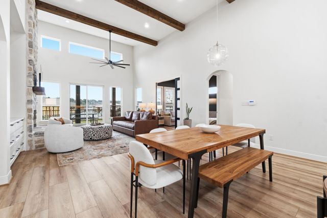 255 Peninsula Drive, Livingston, TX 77351