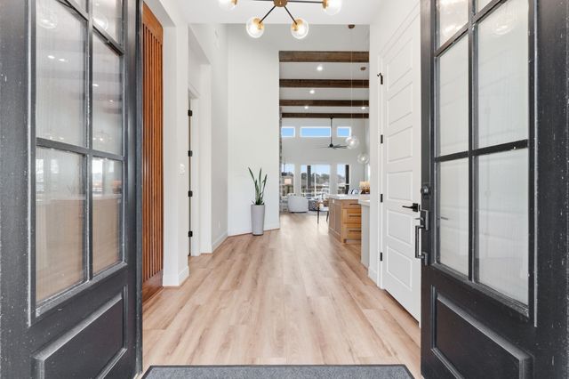 255 Peninsula Drive, Livingston, TX 77351