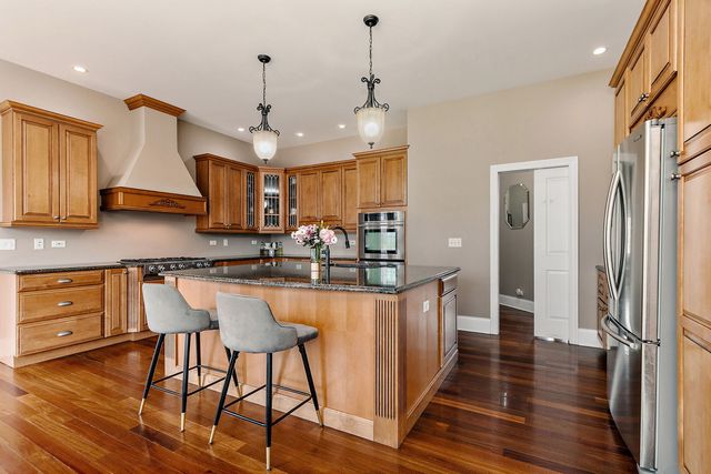 1211 Coyote Trail, Hampshire, IL 60140