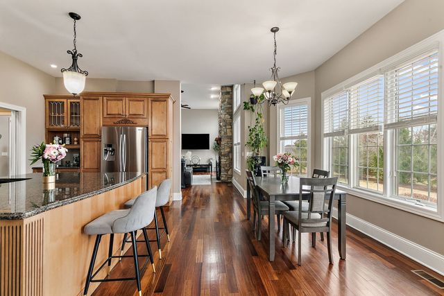 1211 Coyote Trail, Hampshire, IL 60140