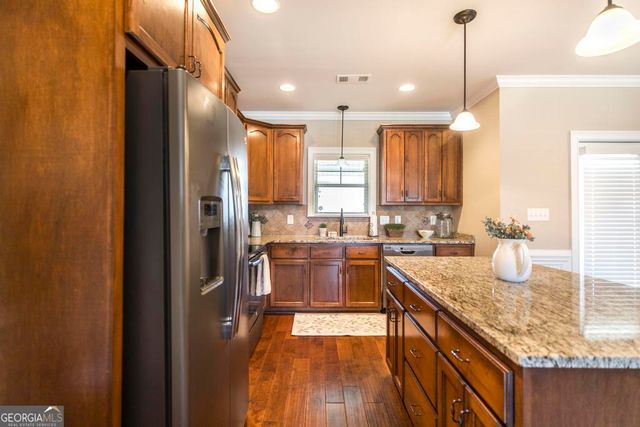 104 Savannah Lane, Bonaire, GA 31005