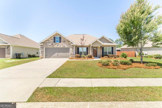 104 Savannah Lane, Bonaire, GA 31005