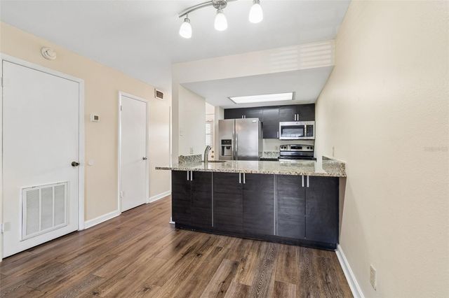 4839 MCELROY F206, Tampa, FL 33611