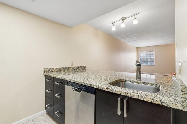 4839 MCELROY F206, Tampa, FL 33611